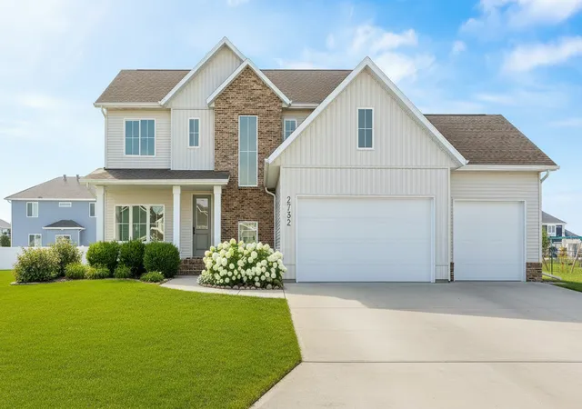 Photo 1 of Single family home for sale at 4725 11th Street W, West Fargo, ND 58078 | MLS# 7128877 | Listing updated on 2026-08-18