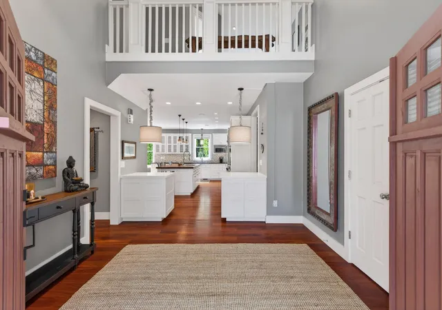 4th image of 19055 Ridgewood Rd, Wayzata, MN 55391 | MLS# 7128938