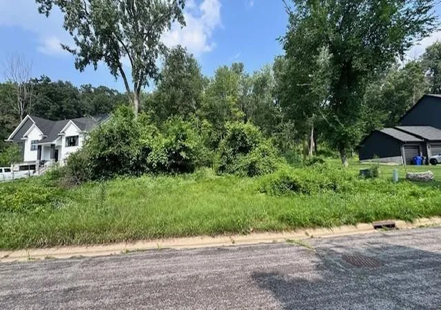 1st image of 1530 Burg Ave, Saint Paul, MN 55119 | MLS# 7128980