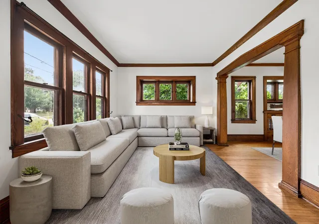 Photo 3 of Single family home for sale at 2096 Como Ave, Saint Paul, MN 55108 | MLS# 7129018 | Listing updated on 2026-08-28