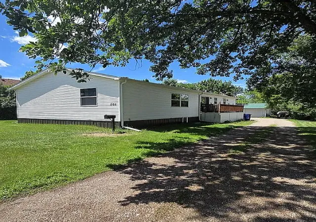 1st image of 508 West Ave, Detroit Lakes, MN 56501 | MLS# 7129021