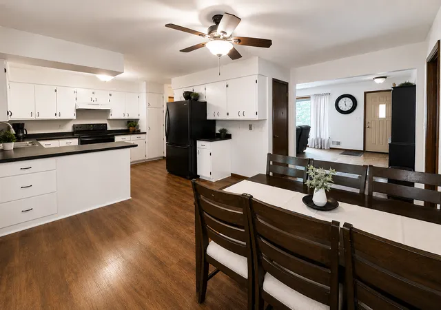 Photo 1 of Sale Pending at 1516 Wellington Crescent, Faribault, MN 55021 | MLS# 7129045 | Listing updated on 2026-09-07