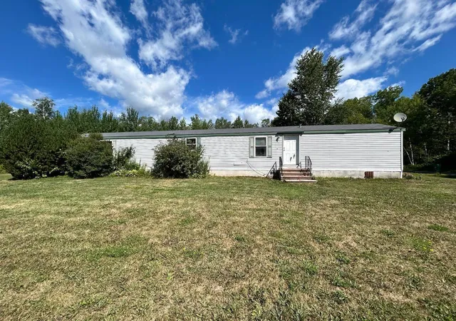 2nd image of 2895 S Wright Ave, Superior, WI 54880 | MLS# 7129058