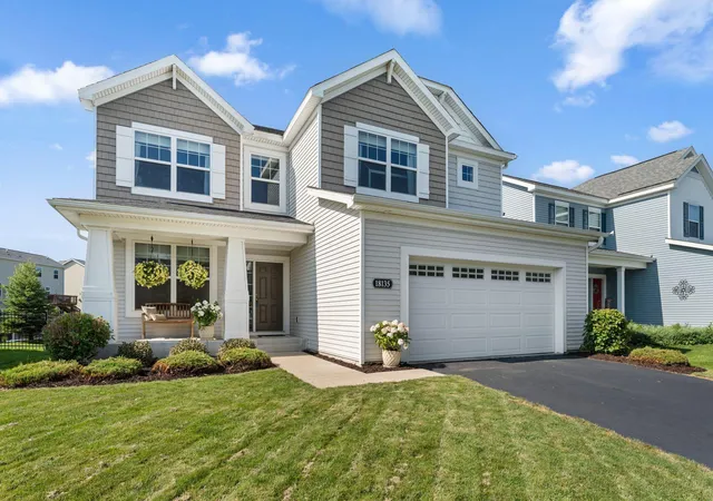 Photo 1 of Single family home for sale at 18135 Gladstone Trl, Lakeville, MN 55044 | MLS# 7129100 | Listing updated on 2026-09-23