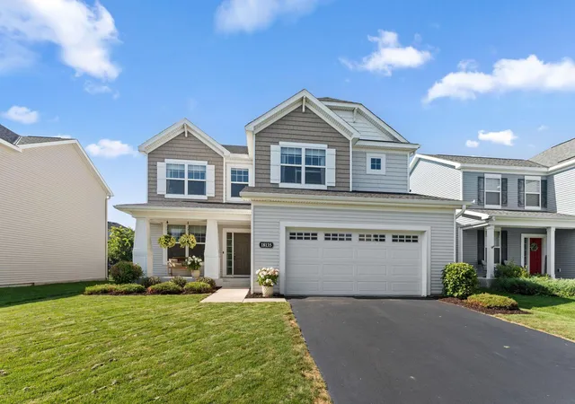 Photo 2 of Single family home for sale at 18135 Gladstone Trl, Lakeville, MN 55044 | MLS# 7129100 | Listing updated on 2026-09-23