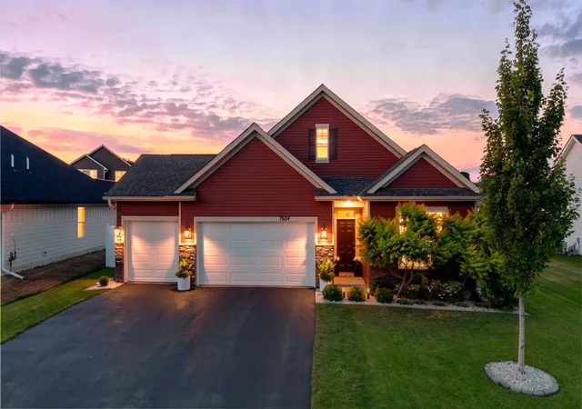 1st image of 7624 Ochoa Ave Ne, Elk River, MN 55330 | MLS# 7129112
