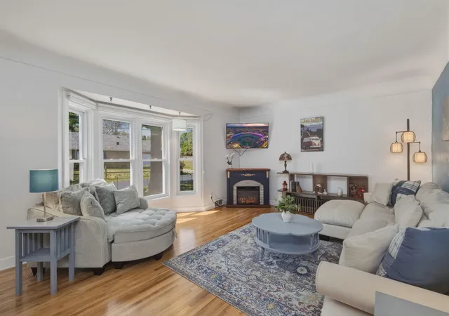 3rd image of 1943 Racine Ave S, Lakeland, MN 55043 | MLS# 7129130