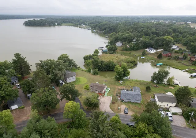 2nd image of 14045 290th Ave Nw, Zimmerman, MN 55398 | MLS# 7129144