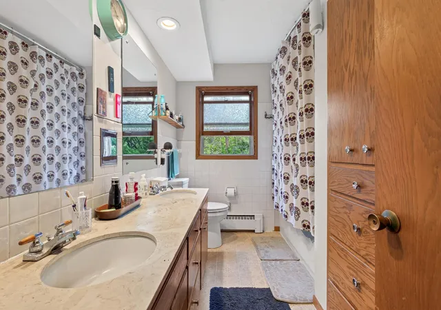 Photo 4 of House for sale at 1398 25Th St Nw, New Brighton, MN 55112 | MLS# 7129166 | Listing updated on 2026-10-02