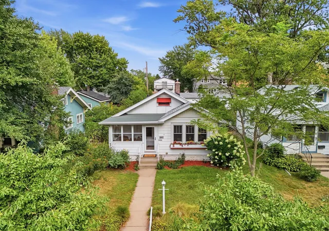 Photo 1 of Sale Pending at 3941 24th Ave S, Minneapolis, MN 55406 | MLS# 7129167 | Listing updated on 2026-09-03