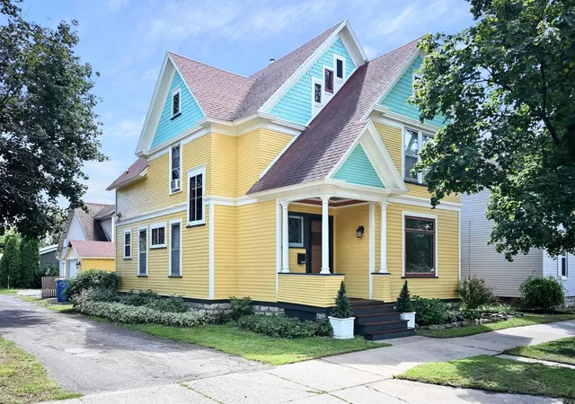 Photo 1 of Sale Pending at 216 Kansas St, Winona, MN 55987 | MLS# 7129178 | Listing updated on 2026-08-21