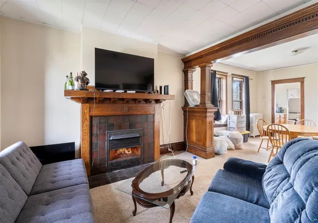 3rd image of 1432 E 4th Street, Duluth, MN 55805 | MLS# 7129180