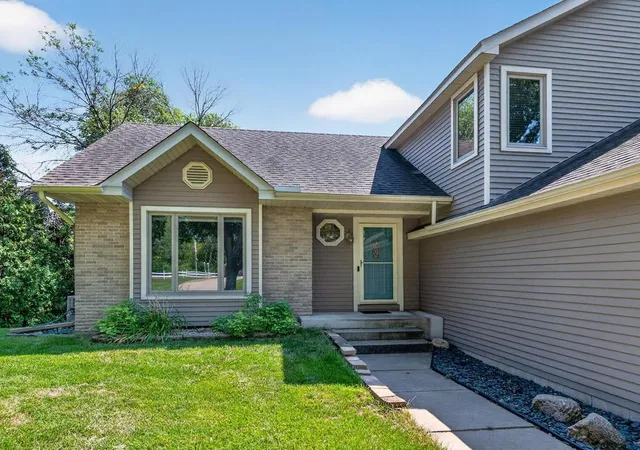 Photo 4 of Sale Pending at 10615 52nd Avenue N, Minneapolis, MN 55442 | MLS# 7129193 | Listing updated on 2026-09-04