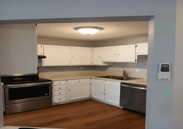 Photo 4 of Condo for sale at 3232 Fremont Ave N #215, Minneapolis, MN 55412 | MLS# 7129200 | Listing updated on 2026-10-07