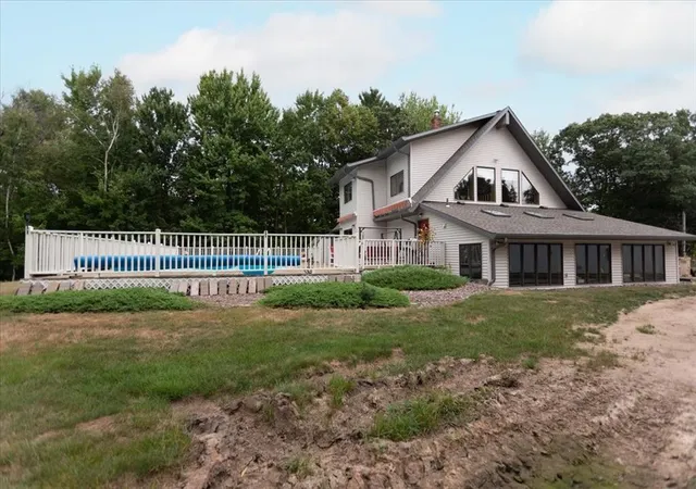 Photo 3 of Single family home for sale at 2707 Cherry Blossom Ln, Menomonie, WI 54751 | MLS# 7129201 | Listing updated on 2026-08-21