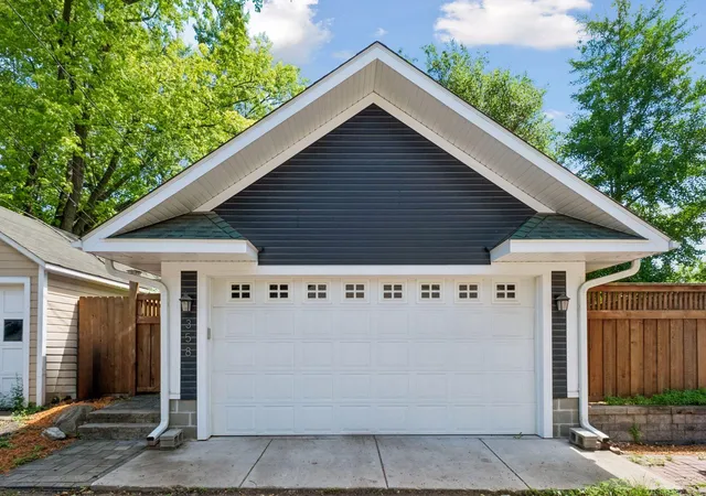 33rd image of 358 Cretin Ave S, Saint Paul, MN 55105 | MLS# 7129202