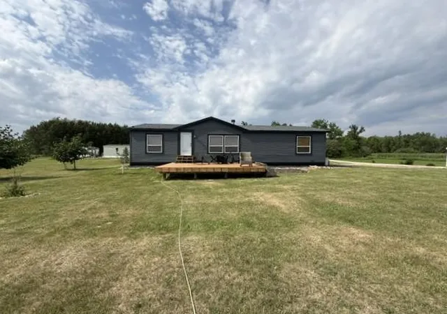 Photo 3 of Single family home for sale at 21226 Gull Lake Loop Rd Ne, Tenstrike, MN 56683 | MLS# 7129203 | Listing updated on 2026-09-30