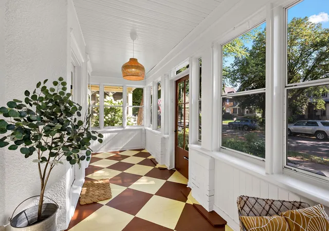Photo 4 of Sale Pending at 3220 Humboldt Ave S, Minneapolis, MN 55408 | MLS# 7129204 | Listing updated on 2026-09-10