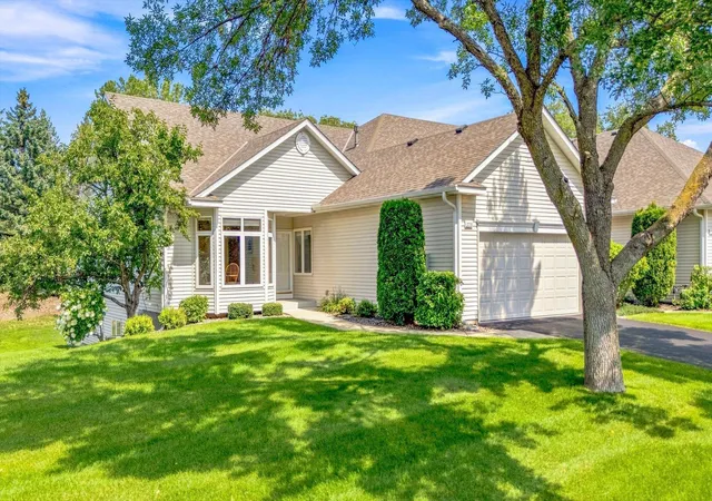 Photo 1 of Single family home for sale at 2774 Boulder Dr, Burnsville, MN 55337 | MLS# 7129211 | Listing updated on 2026-08-31