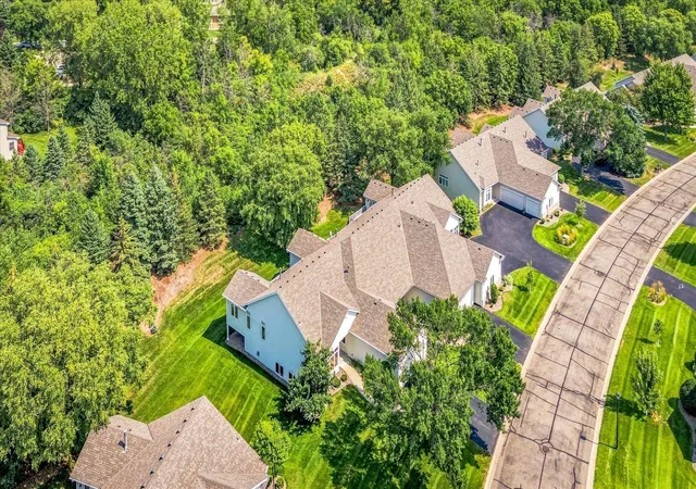 Photo 2 of Single family home for sale at 2774 Boulder Dr, Burnsville, MN 55337 | MLS# 7129211 | Listing updated on 2026-08-31