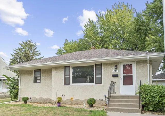 Photo 2 of Single family home for sale at 238 Macarthur St W, South Saint Paul, MN 55075 | MLS# 7129216 | Listing updated on 2026-09-20