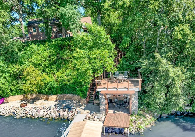 5th image of 1210 Albion Ave, Fairmont, MN 56031 | MLS# 7129218