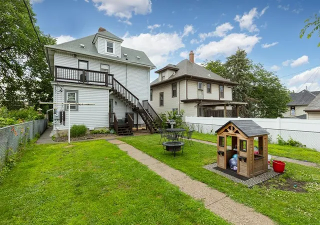 36th image of 1122 Marshall Ave, Saint Paul, MN 55104 | MLS# 7129220