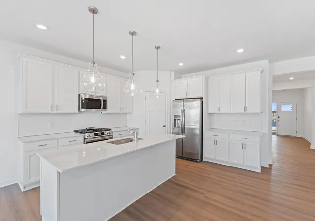 3rd image of 18557 Fillmore Cir Nw, Elk River, MN 55330 | MLS# 7129242