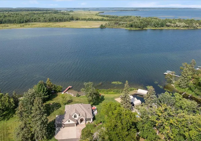 Photo 3 of Single family home for sale at 8964 Kabekona Springs Dr Nw, Walker, MN 56484 | MLS# 7129243 | Listing updated on 2026-09-03