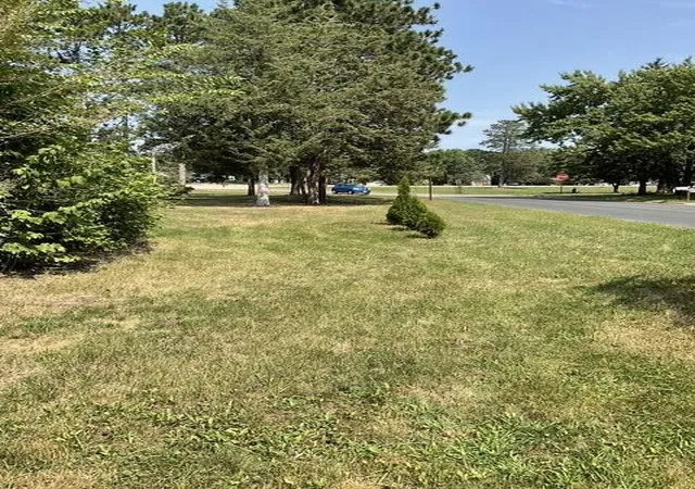 Photo 4 of Sale Pending at 8835 S Highway Dr, Circle Pines, MN 55014 | MLS# 7129247 | Listing updated on 2026-08-23