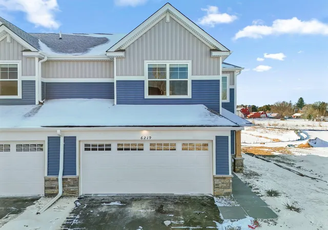 2nd image of 6219 205th St N, Forest Lake, MN 55025 | MLS# 7129248
