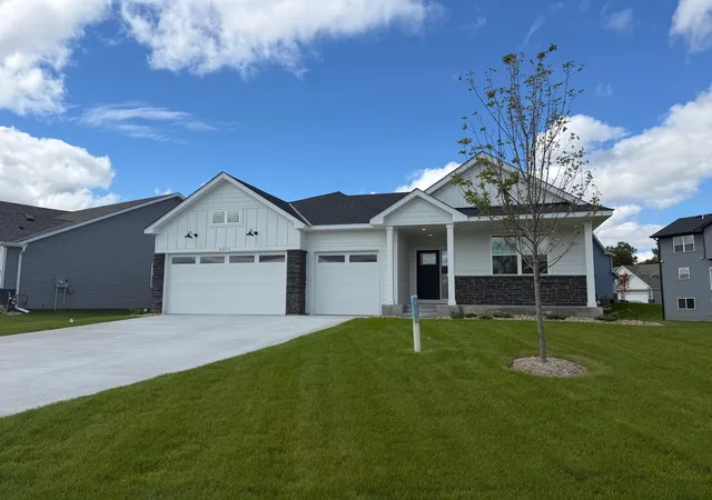 Photo 2 of Single family home for sale at 4975 Noble Ln Nw, Rochester, MN 55901 | MLS# 7129257 | Listing updated on 2026-09-22
