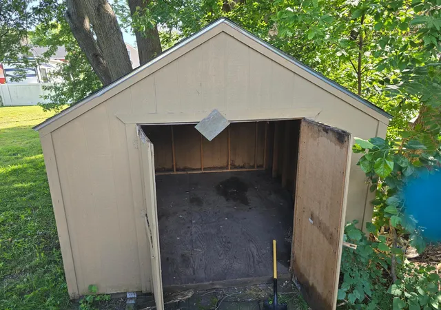 16th image of 706 E 3rd St, Fairmont, MN 56031 | MLS# 7129265