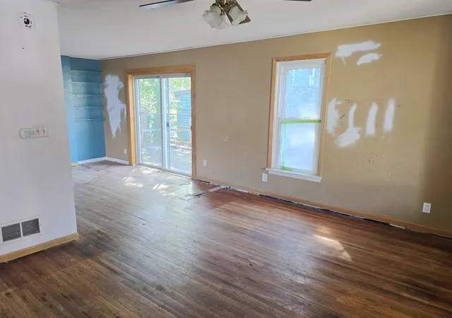 3rd image of 706 E 3Rd St, Fairmont, MN 56031 | MLS# 7129265
