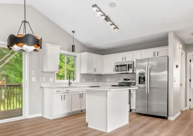 5th image of 2827 18Th Ave E, Shakopee, MN 55379 | MLS# 7129267
