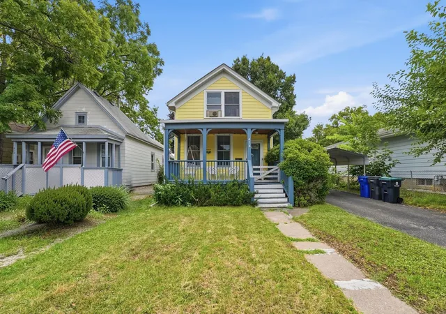 30th image of 414 Banfil St, Saint Paul, MN 55102 | MLS# 7129269