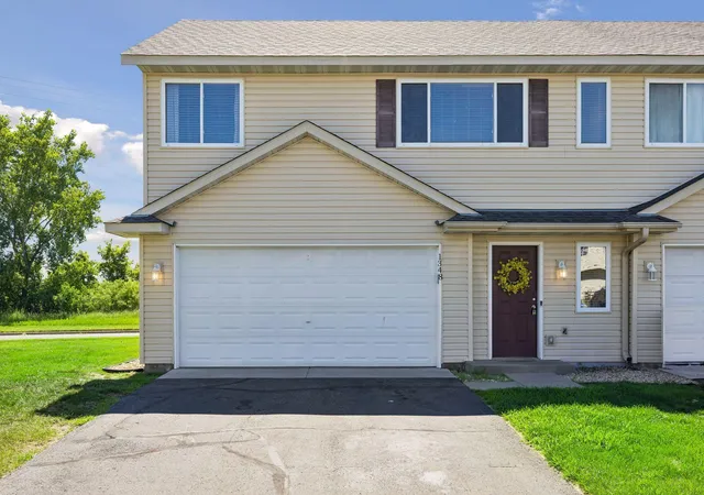2nd image of 1348 Willow Trl, Farmington, MN 55024 | MLS# 7129272