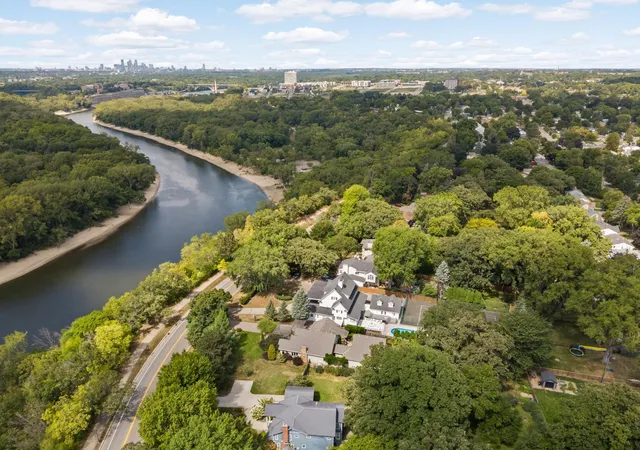 Photo 2 of Single family home for sale at 1616 Mississippi River Blvd S, Saint Paul, MN 55116 | MLS# 7129283 | Listing updated on 2026-10-23