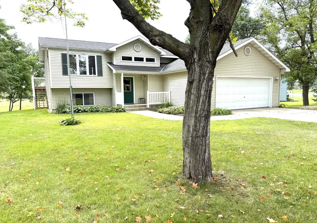 2nd image of 580 Simon Ave W, Dassel, MN 55325 | MLS# 7129286
