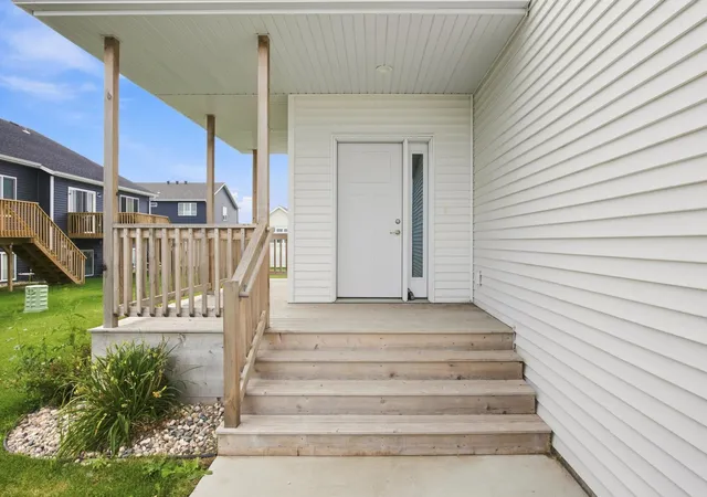 Photo 3 of Single family home for sale at 6797 28th Street S, Fargo, ND 58104 | MLS# 7129300 | Listing updated on 2026-10-27