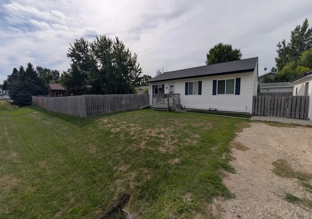 Photo 2 of Single family home for sale at 510 5Th St, Mapleton, ND 58059 | MLS# 7129326 | Listing updated on 2026-09-08