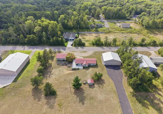 2nd image of 30600 Airport Rd, Pequot Lakes, MN 56472 | MLS# 7129338