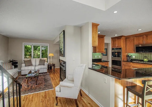 Photo 2 of Single family home for sale at 1182 Saint Clair Ave, Saint Paul, MN 55105 | MLS# 7129354 | Listing updated on 2026-10-06