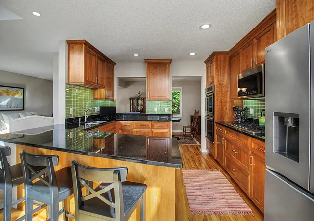 Photo 3 of Single family home for sale at 1182 Saint Clair Ave, Saint Paul, MN 55105 | MLS# 7129354 | Listing updated on 2026-10-06