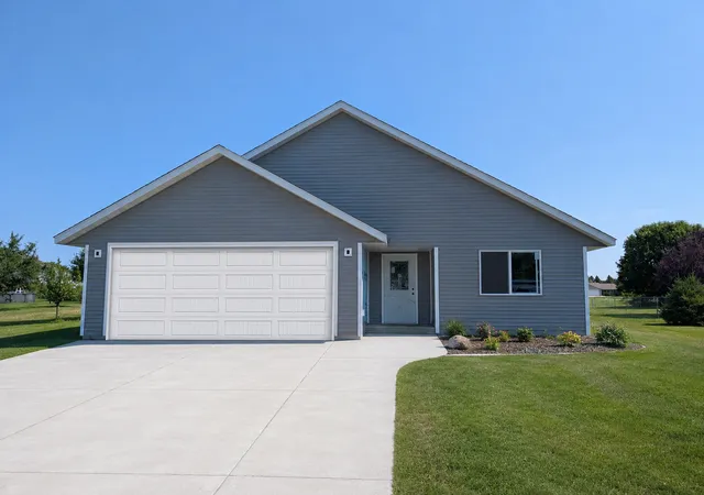 1st image of 601 W 7Th Ave, Osakis, MN 56360 | MLS# 7129356