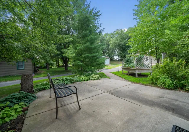 Photo 4 of Single family home for sale at 27906 Ambassador Dr, Grey Eagle, MN 56336 | MLS# 7129387 | Listing updated on 2026-09-21