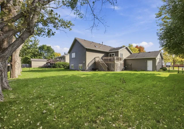 Photo 3 of Single family home for sale at 2617 38 1/2 Ave S, Fargo, ND 58104 | MLS# 7129388 | Listing updated on 2026-10-23