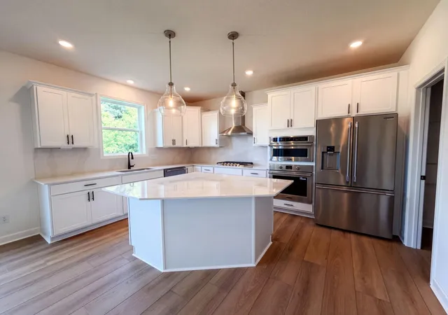 Photo 2 of Sale Pending at 843 Londonderry Ln Nw, Rochester, MN 55901 | MLS# 7129389 | Listing updated on 2026-09-02