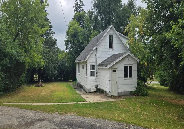 Photo 1 of Single family home for sale at 119 Red Lake Ave Sw, Bagley, MN 56621 | MLS# 7129418 | Listing updated on 2026-09-29