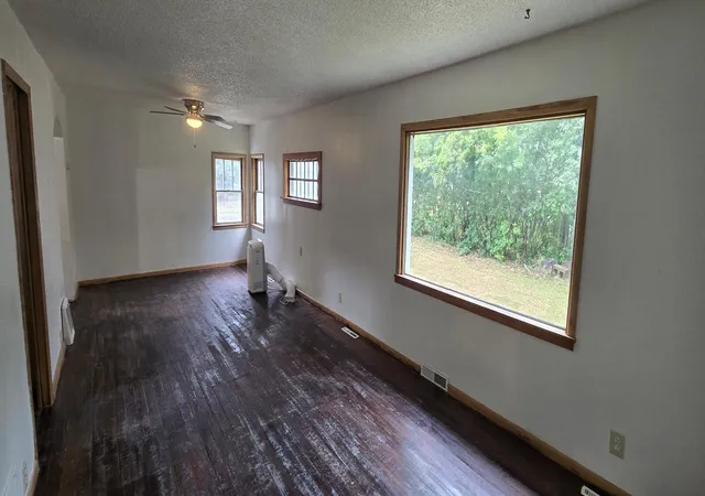 Photo 2 of Single family home for sale at 119 Red Lake Ave Sw, Bagley, MN 56621 | MLS# 7129418 | Listing updated on 2026-09-29